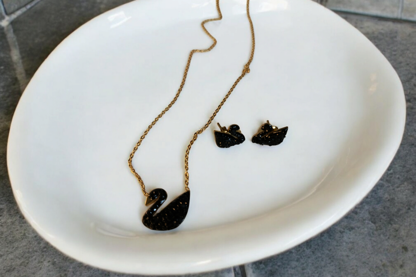 Black Swan Necklace Set - Stainless Steel