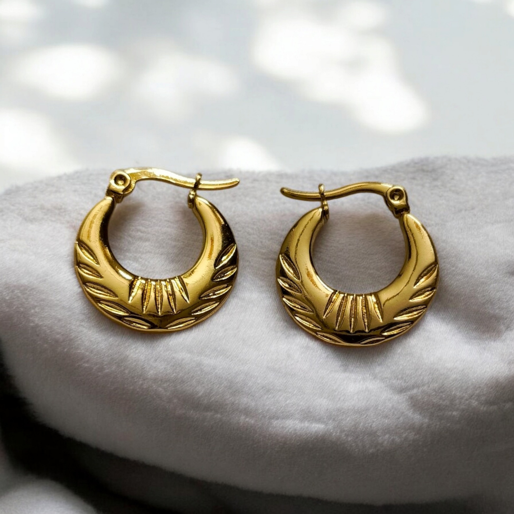 18k gold earrings 